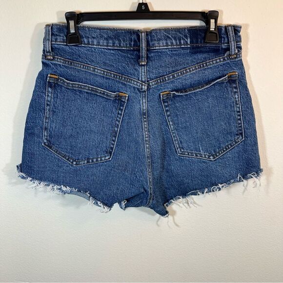 ✨ Abercrombie and Fitch Curve Love High Rise Mom Jean Shorts 6 - Picture 5 of 10
